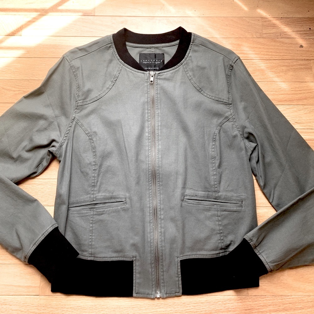 SANCTUARY NWT army green bomber jacket
